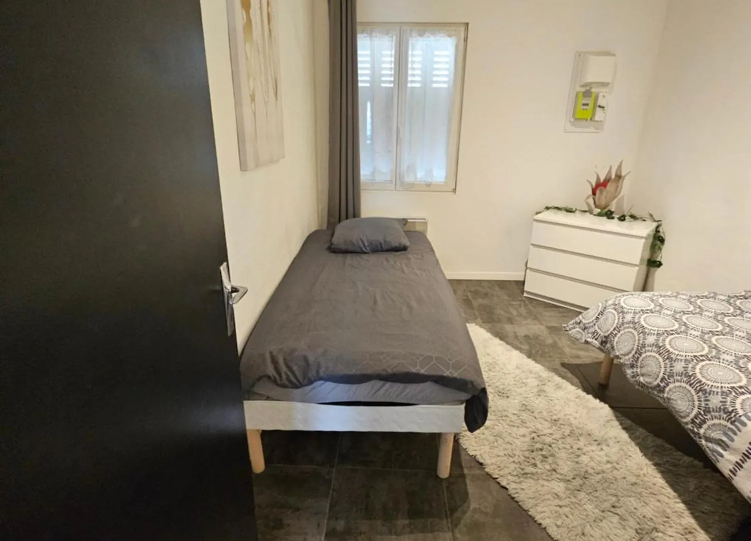 Apartment Gite Des Cypres La Garde Adhemar France